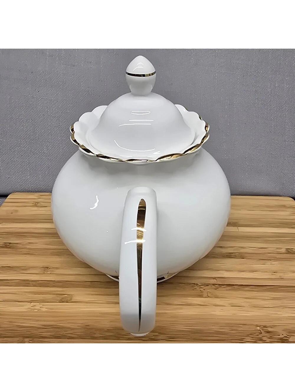 Vintage White & Gold Scalloped Teapot by Arthur Wood & Son Staffordshire 6615